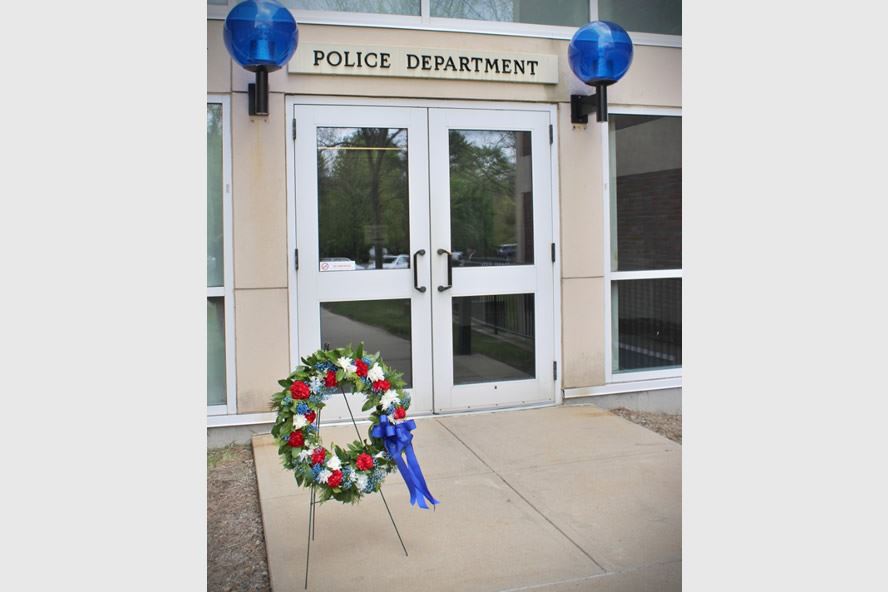 Hingham Peace Officers Memorial Day Wreath
