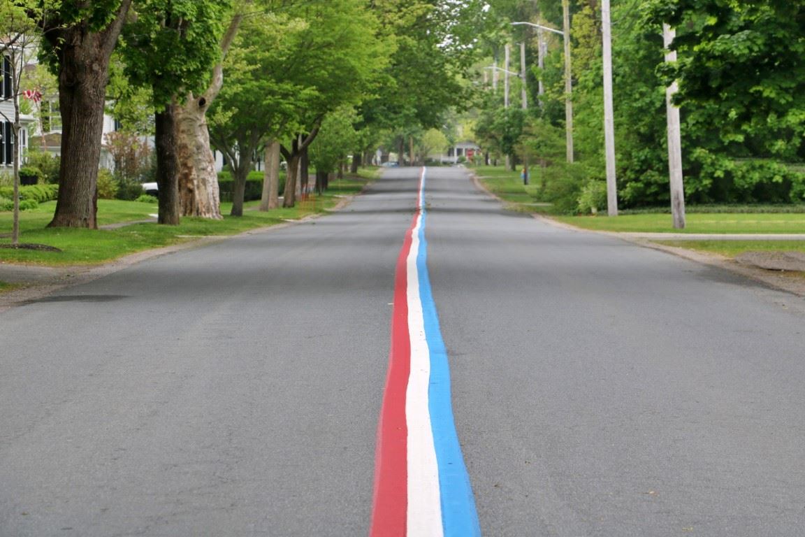 Middle Street Red White Blue Stripe