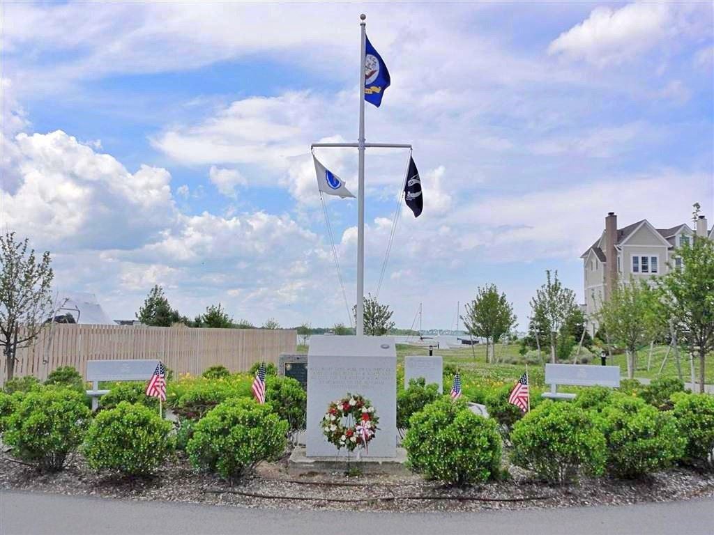 U.S. Navy Monument - Eugene F. Creedon Memorial Park